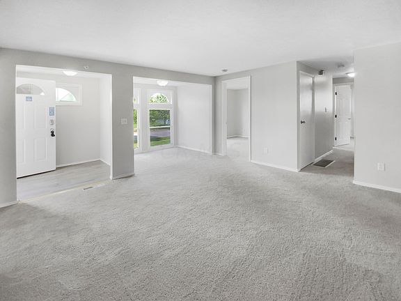 4th image of 1435 Archmere Sq N