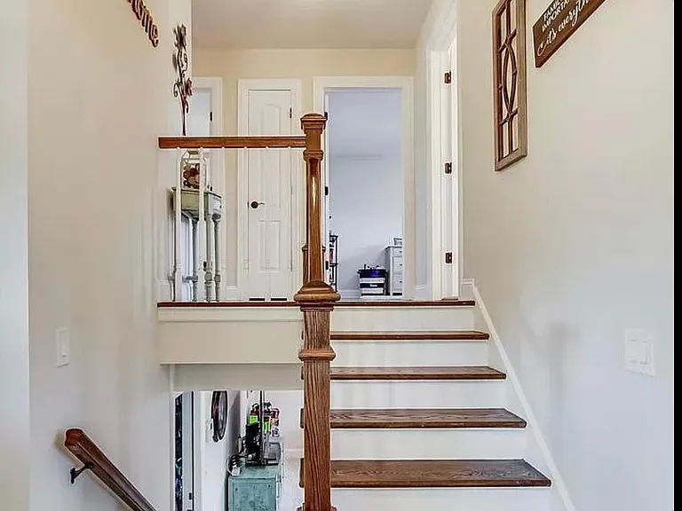 874 S Prospect Ave — Photo 17