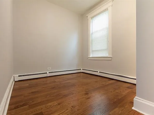 198 Myrtle Avenue image 15 of 24