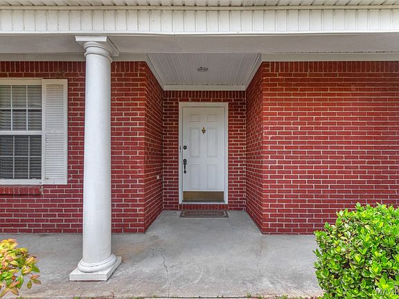 2nd image of 1018 Autumn Ridge Rd