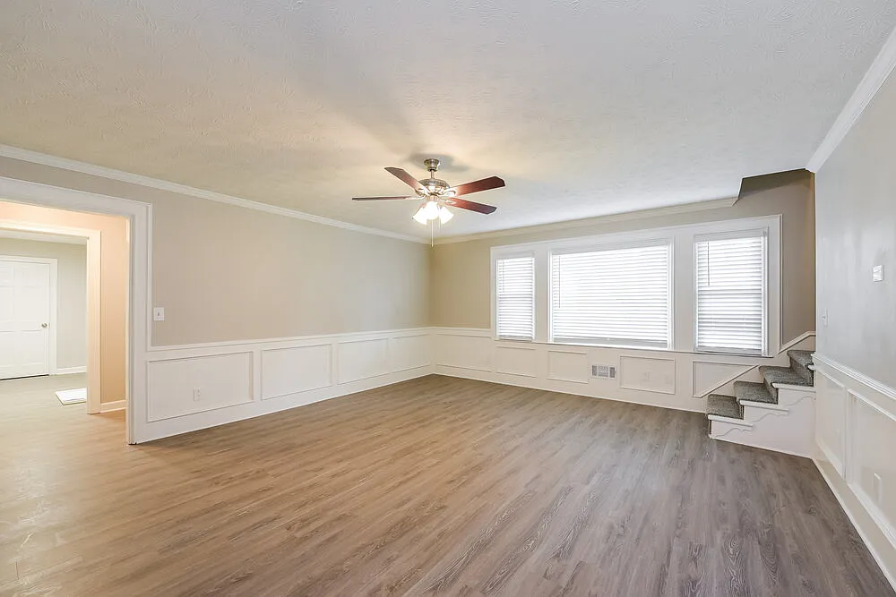 5 bed, 3.0 bath, 2846 sqft, $2,910 — Photo 4