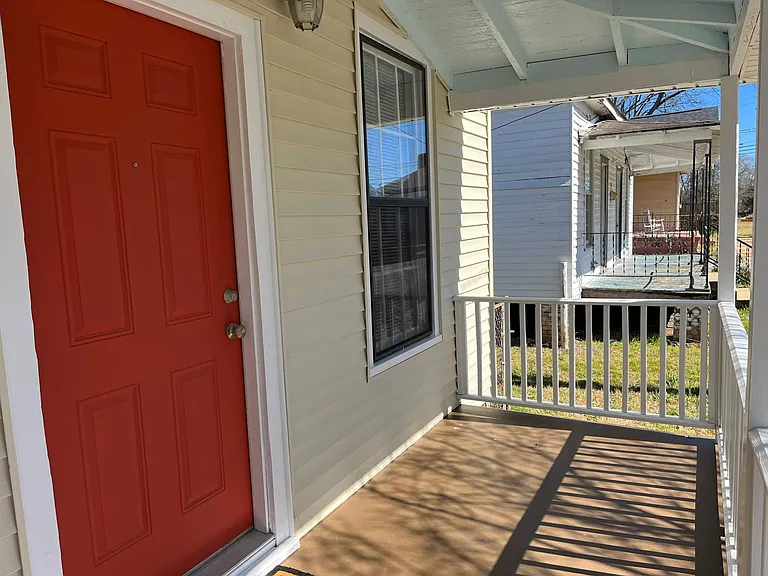 Rt Side of Porch