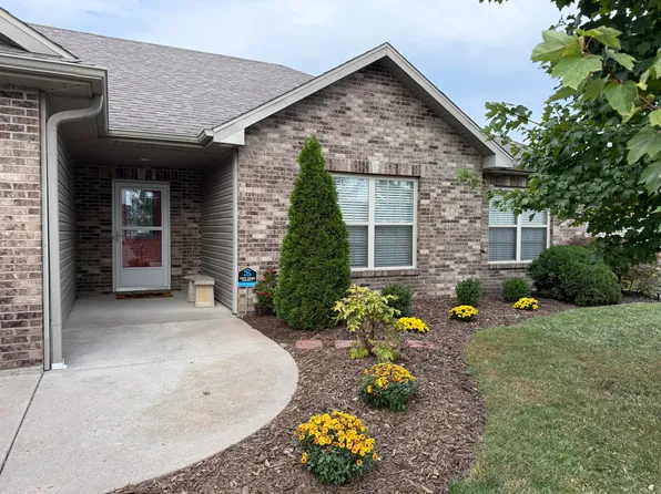 2603 Iron Gate Dr, Columbia, MO 65203