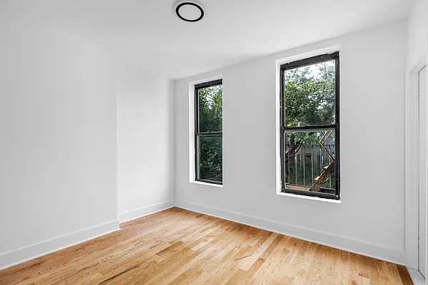 Rented by Douglas Elliman | media 20