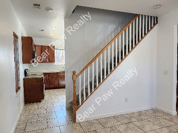 4th image of 1007 W 29th St
