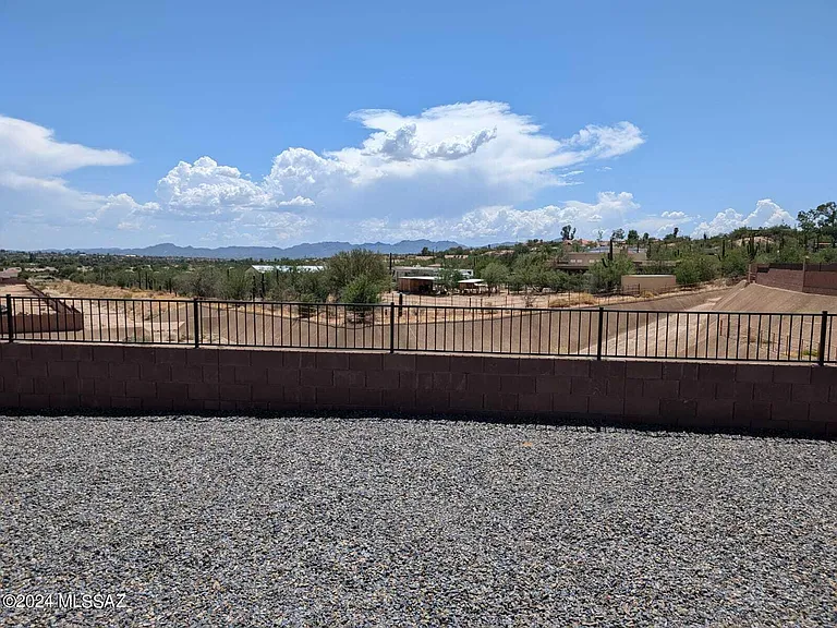 2195 W Desert Topaz Way — Photo 22