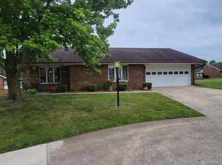 1039 Carson Ln, Springfield, OH 45503