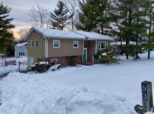 93 Old Haverstraw Rd, Congers, NY 10920