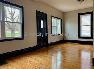 220 Wilson Ave SW, Cedar Rapids, IA 52404