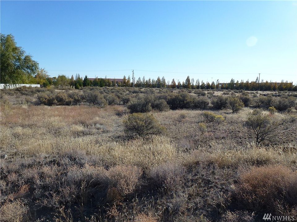 2nd image of 1050 Sage Rd