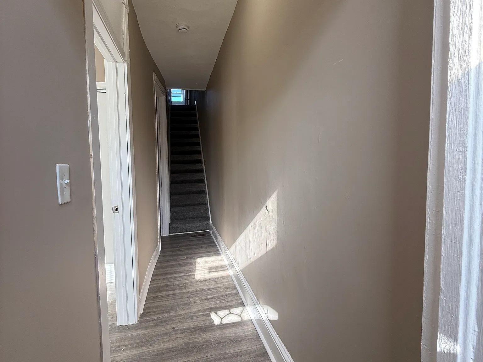 2424 E Chase St — Photo 2