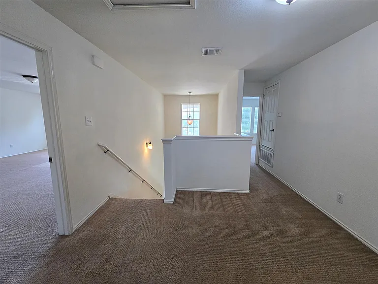 2021 Rim Rock Dr — Photo 8