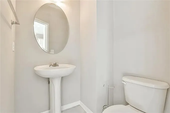 Celeste Ln SW — Photo 2