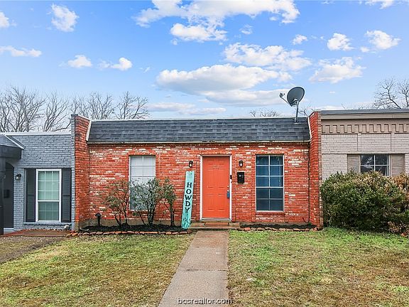 2nd image of 1710 Leona Dr