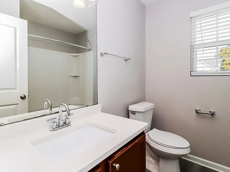 7413 Hidden Creek Dr — Photo 10