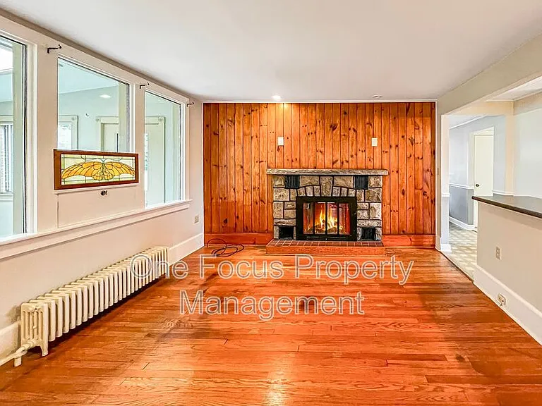 25 N Glenbrook Ave — Photo 5