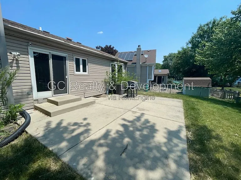 2193 Hitching Post Ln — Photo 32