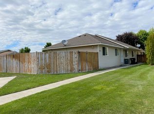 1001 E 19th Ave #225049EF0, Ellensburg, WA 98926