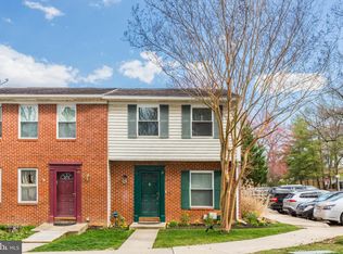 27 Reaching Cir, Essex, MD 21221
