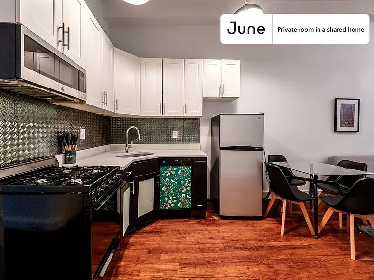 255 Evergreen Ave #B — Photo 5