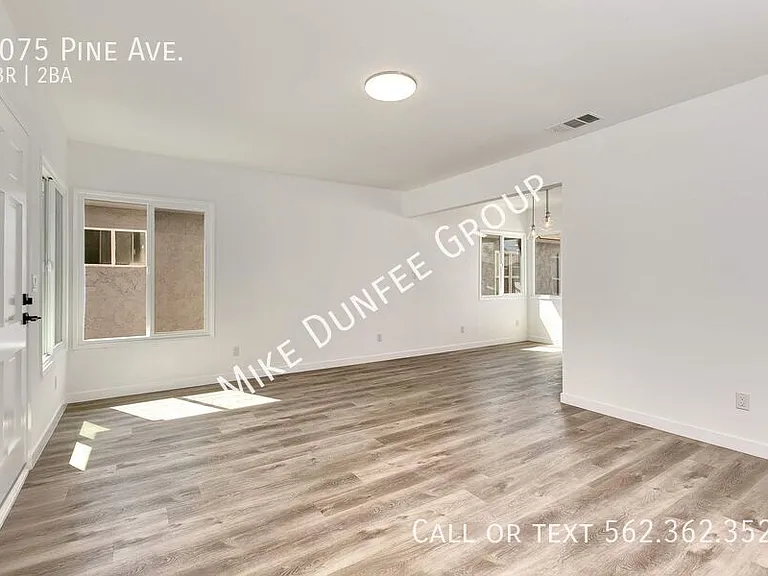 2075 Pine Ave — Photo 8