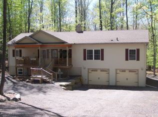 3227 Northgate Rd, Lake Ariel, PA 18436