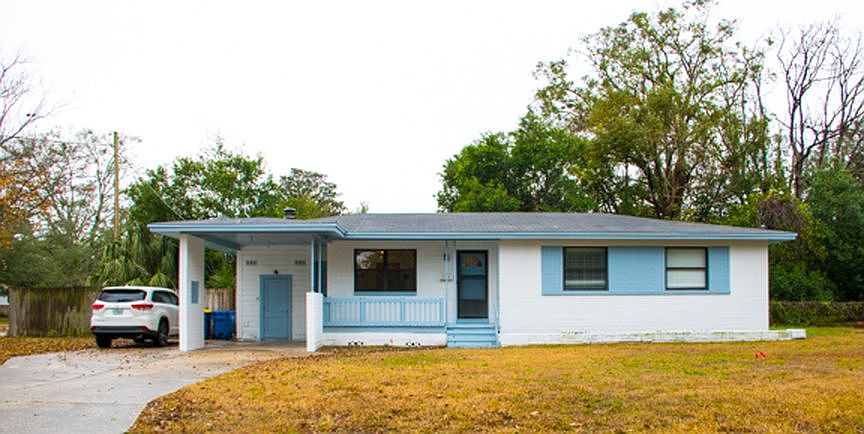 1st image of 2710 Columbine Dr N