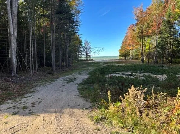 8828 W Edmands Rd, Brimley, MI 49715
