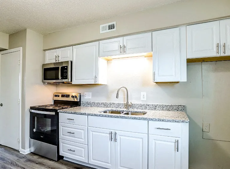 Trails Corner Apartments — Photo 18
