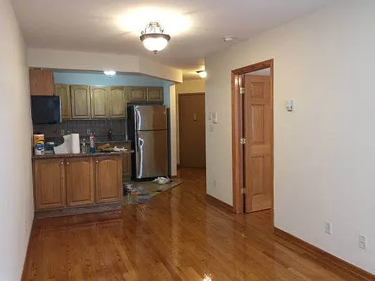 Rented by Voro, LLC | media 20