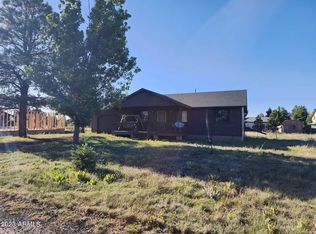 2228 Forest Ln, Overgaard, AZ 85933