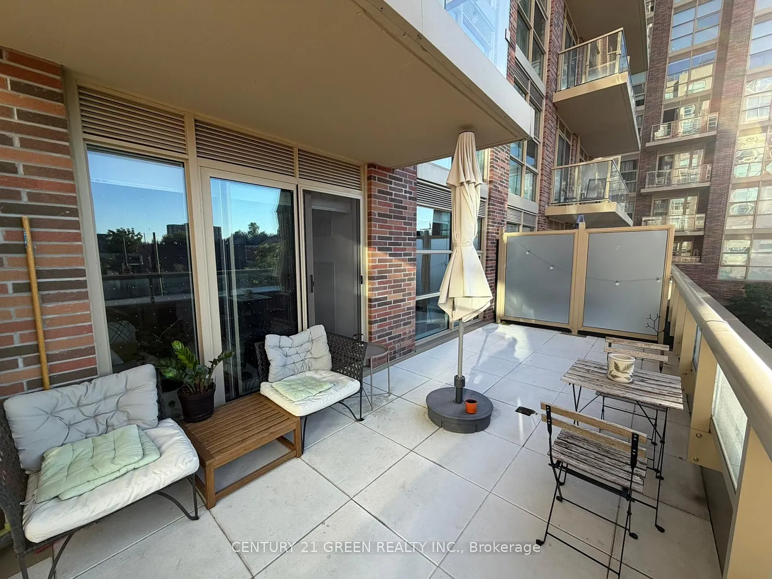 1 bed, $2,300 — Photo 4