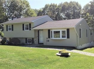 106 Beaver Rd, Lagrangeville, NY 12540