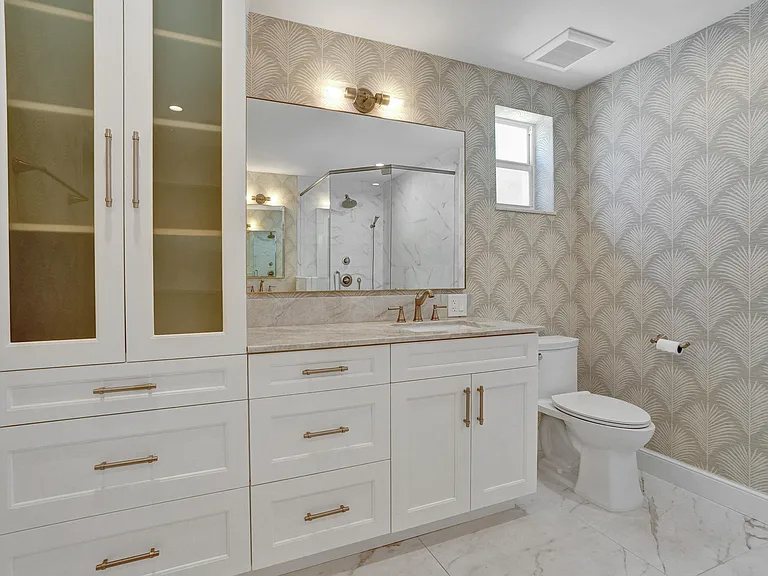 248 Codrington Dr — Photo 33