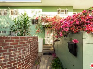 5589 1/2 Village Grn, Los Angeles, CA 90016