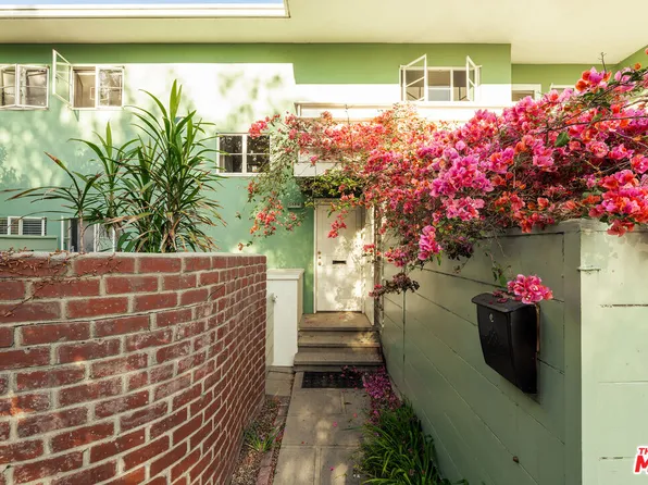 5589 1/2 Village Grn, Los Angeles, CA 90016