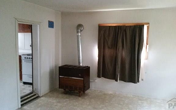 4th image of 118 Harriet Ave