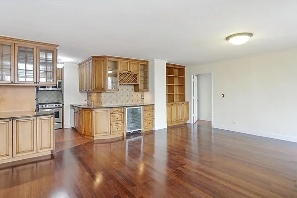 Rented by R New York | media 3