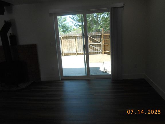 2nd image of 1271 Redwood Cir APT 7
