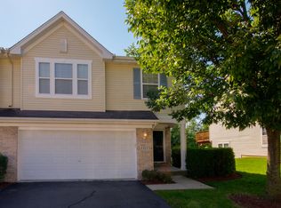 1317 Acorn Dr, Crest Hill, IL 60403