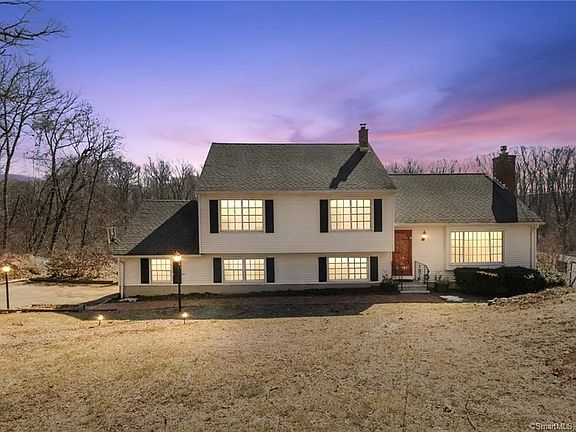 5th image of 25 Buttermilk Ln