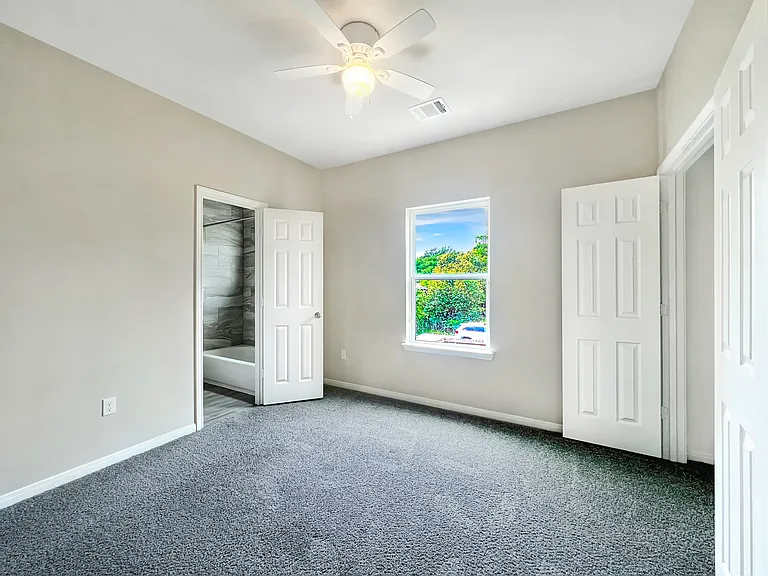 7903 Moon Beam St #C — Photo 9
