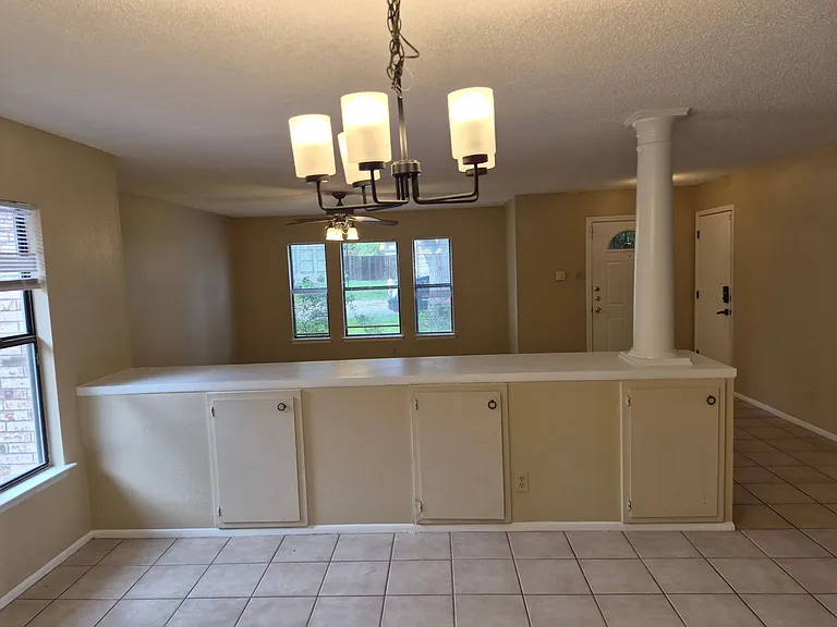 7314 Justino Trl — Photo 10
