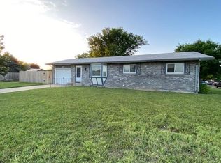 2407 E Pawnee Rd, Garden City, KS 67846