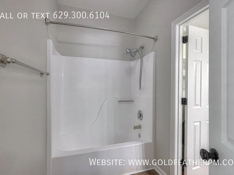 5888 Woodlands Ave — Photo 67