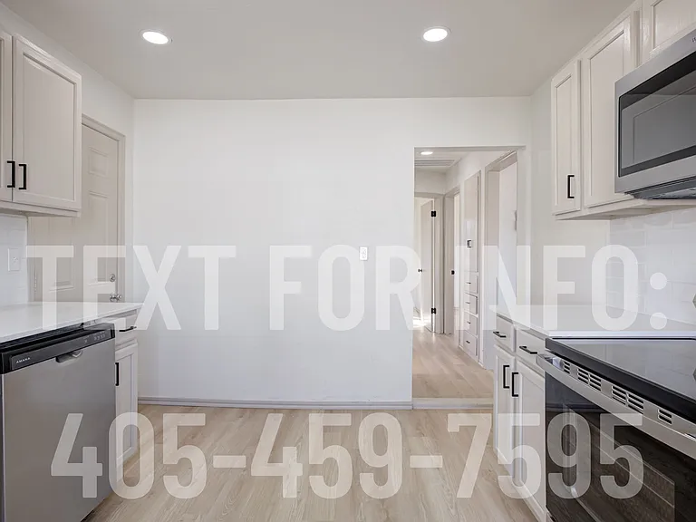 418 S Van Buren Ave — Photo 9