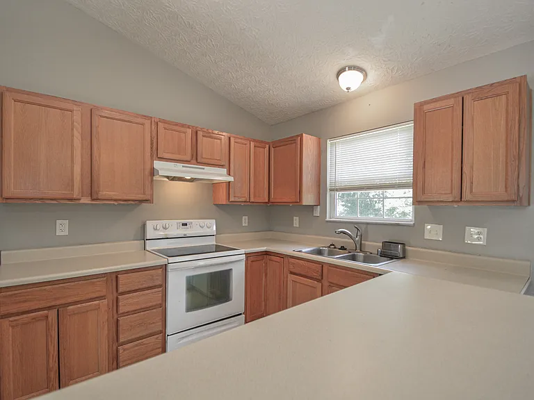 2691 Mary Jane Ct — Photo 13