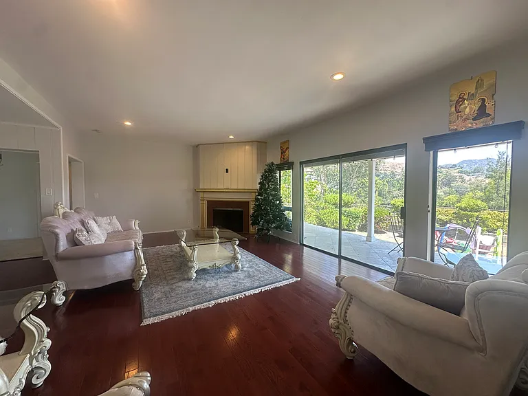 1201 Imperial Dr — Photo 11
