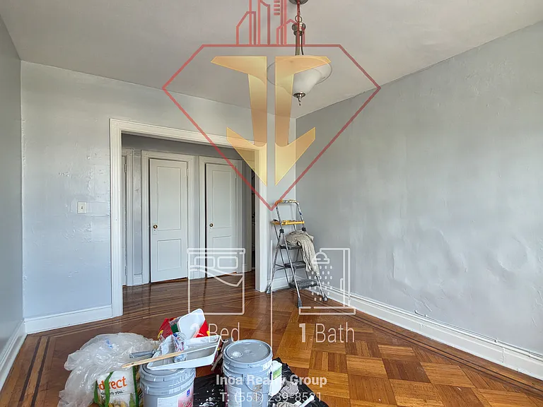 928-930 Avenue CB1 — Photo 17
