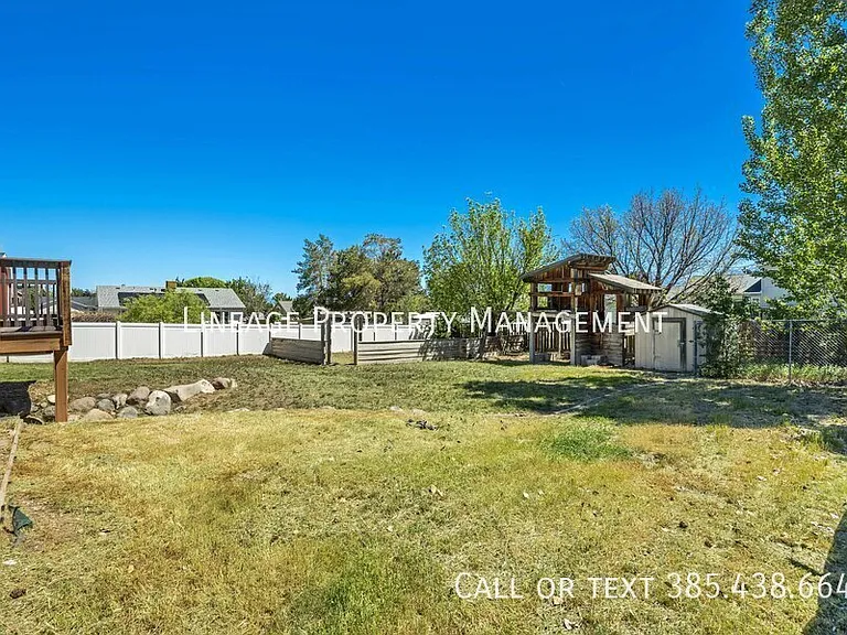 13863 Kessler Peak Dr #A — Photo 16